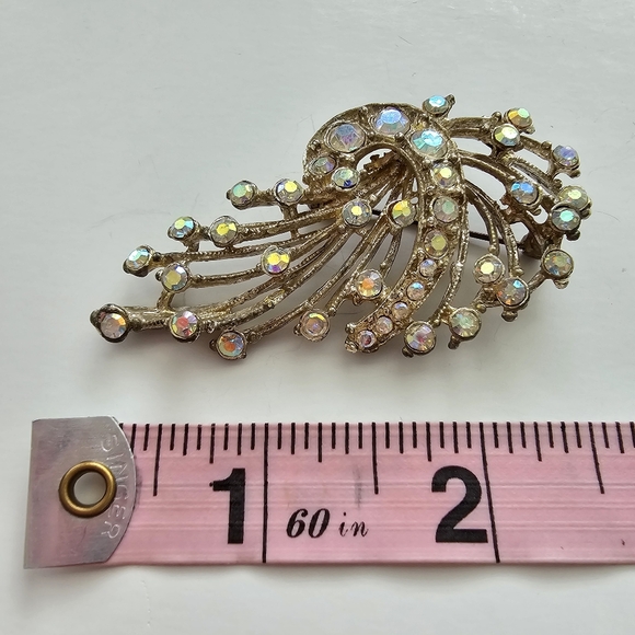Silver Tone Metal Aurora Borealis Rhinestone Fan Spray Brooch Space Age - Picture 2 of 3